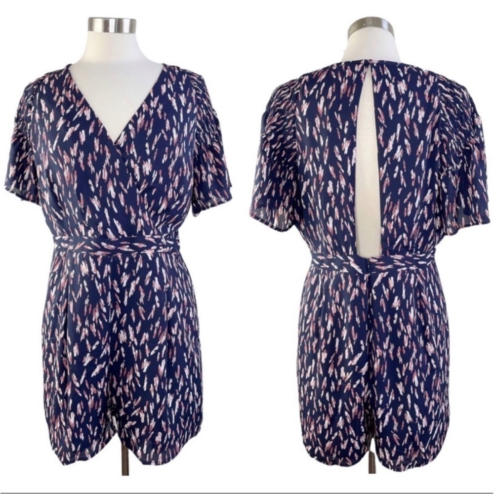 COLLECTIVE CONCEPTS NWT Debbie Cutout Back Romper size XL